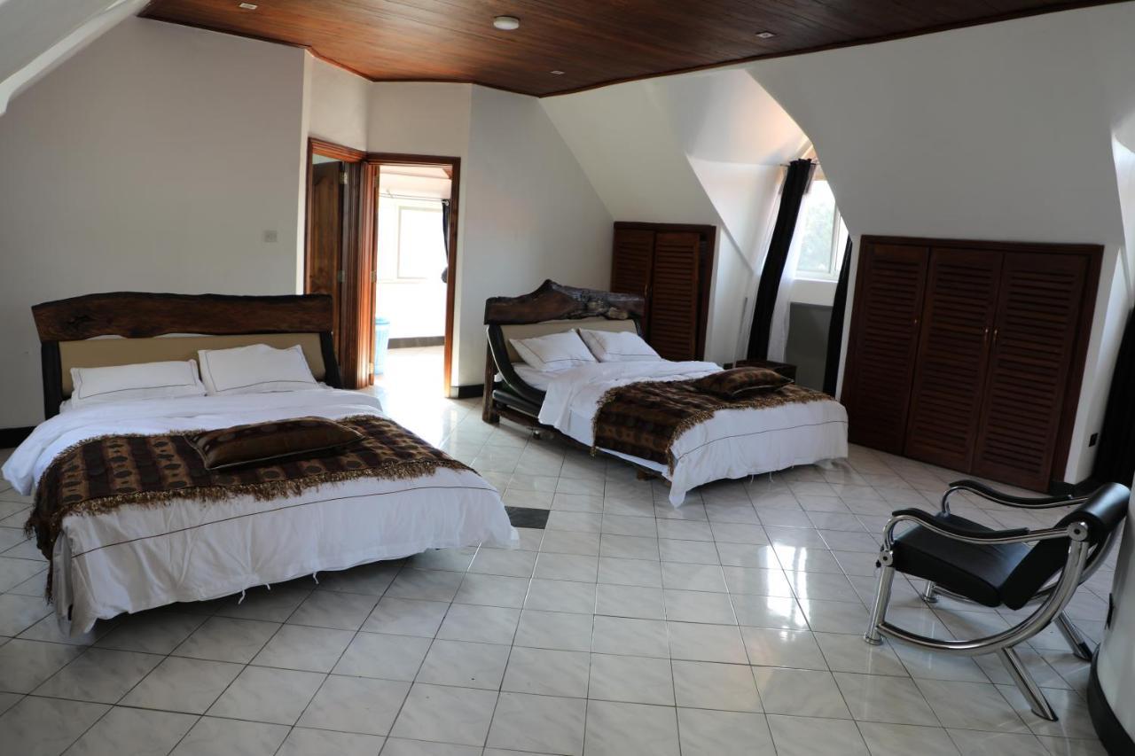 Stallion Place - Bed And Breakfast Kampala Exterior foto
