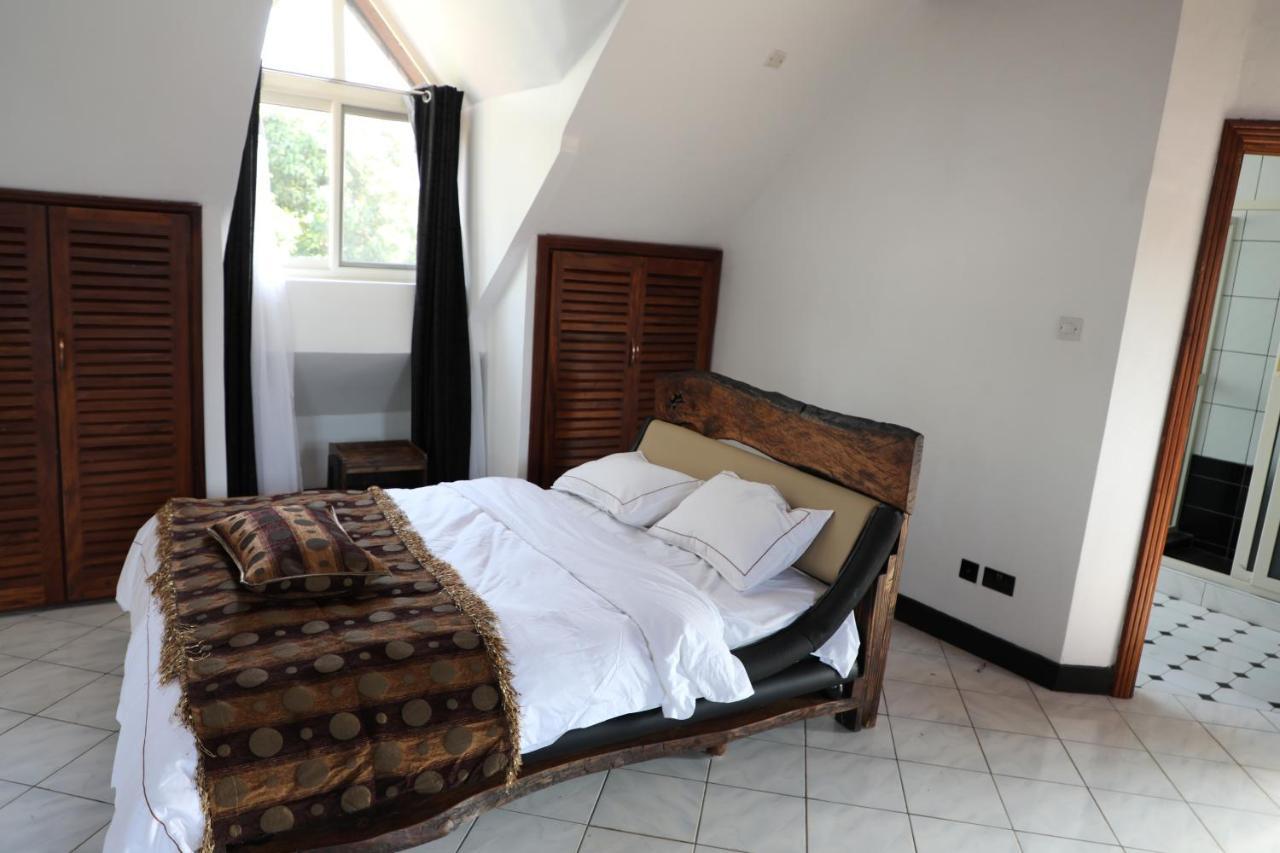 Stallion Place - Bed And Breakfast Kampala Exterior foto